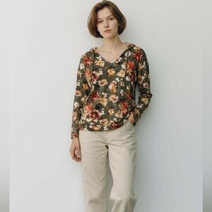 LulaRoe Eliza hooded pullover. Medium. Fall Floral